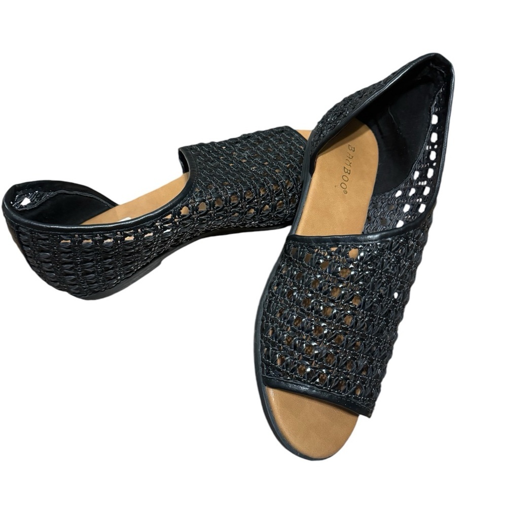 Euc size 7.5 black flats braided sandals - Picture 3 of 3